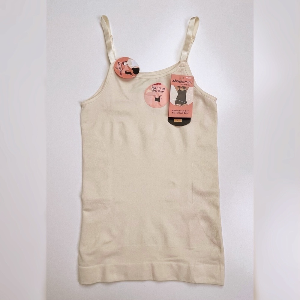 NWT Shapermint | Essentials All Day Every Day Scoop Neck Cami Size Small - Picture 2 of 4